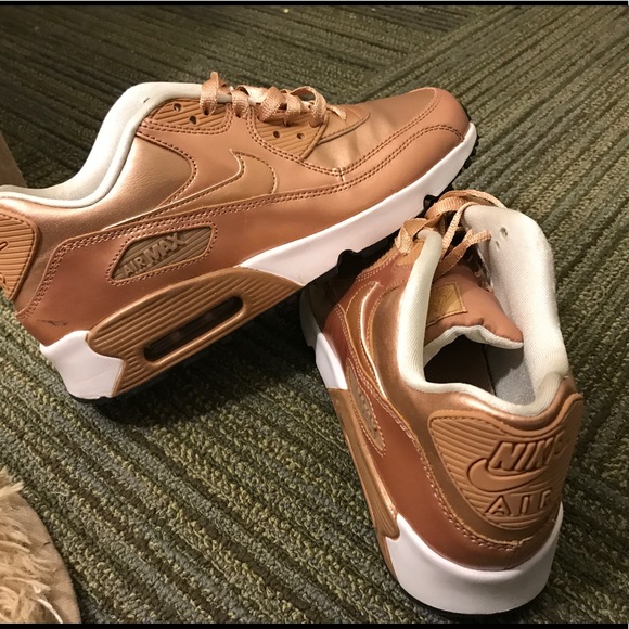 Rose Gold Nikes - Picture 1 of 4